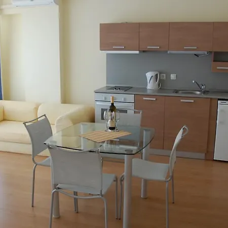 Apartahotel Excelsior 3*