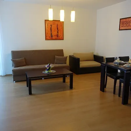 Aparthotel Excelsior 3*