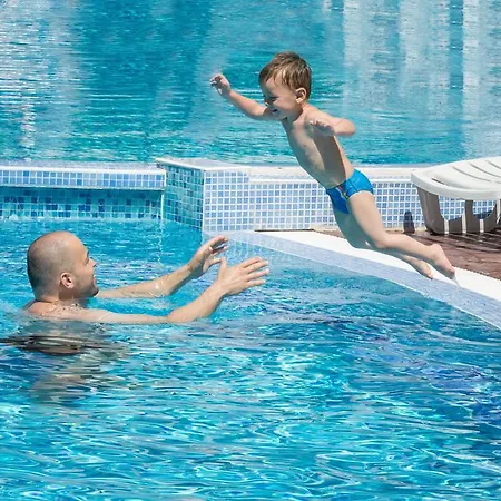 Lägenhet Excelsior 3*