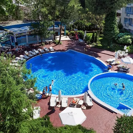 Lägenhet Excelsior 3*
