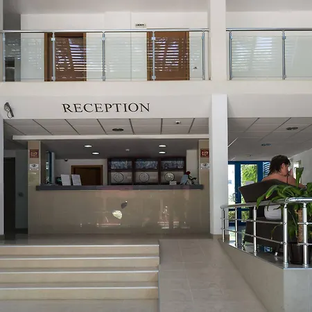 Aparthotel Excelsior 3*